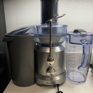 Breville Juice Fountain Cold 70 oz Juicer